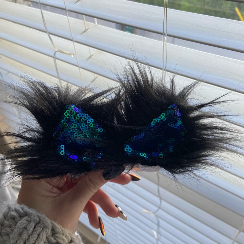 Blue and Green Iridescent Kritter Klips